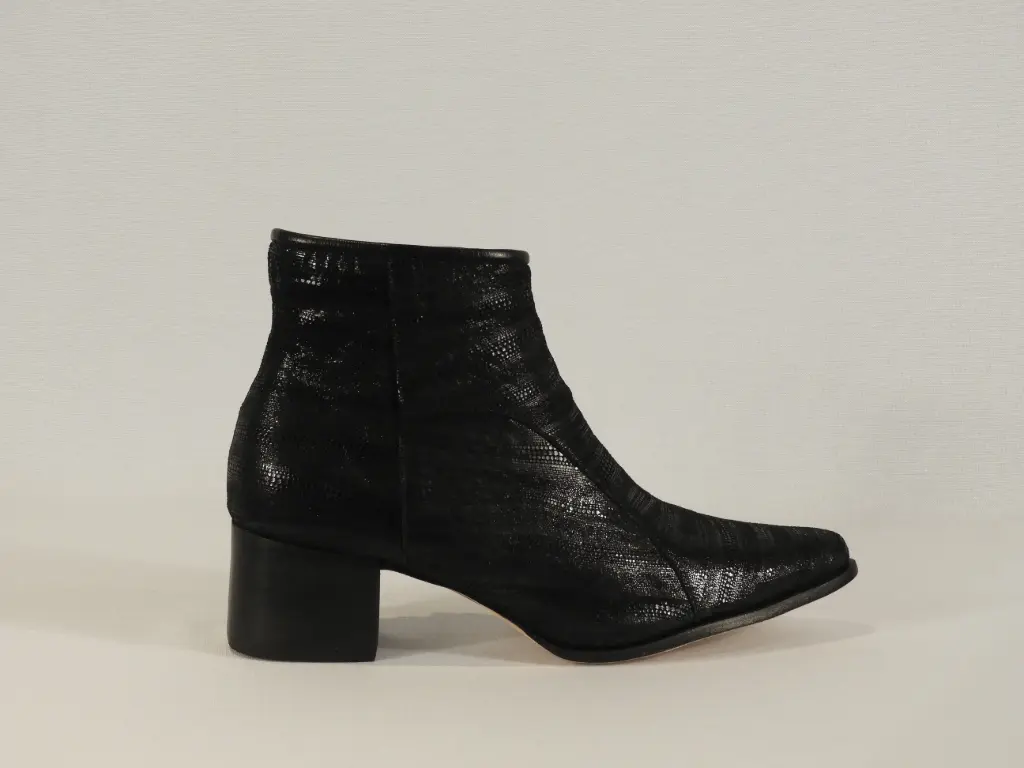 Paris Chamois Cobra Preto - Cano Medio