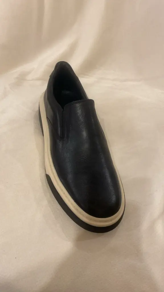 Ale SapaTenis Couro - Preto